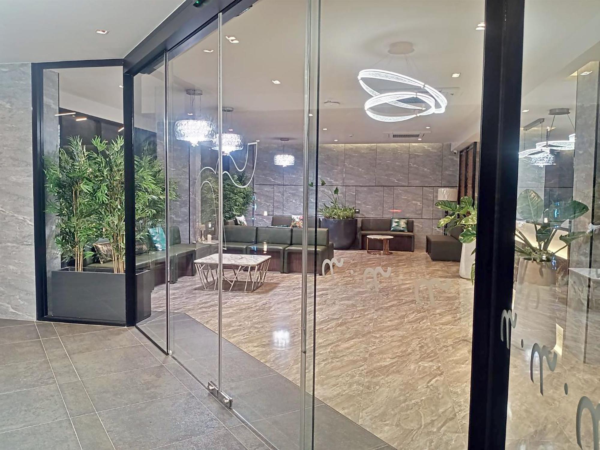 The 9 Residence Hotel Bangkok Exterior photo