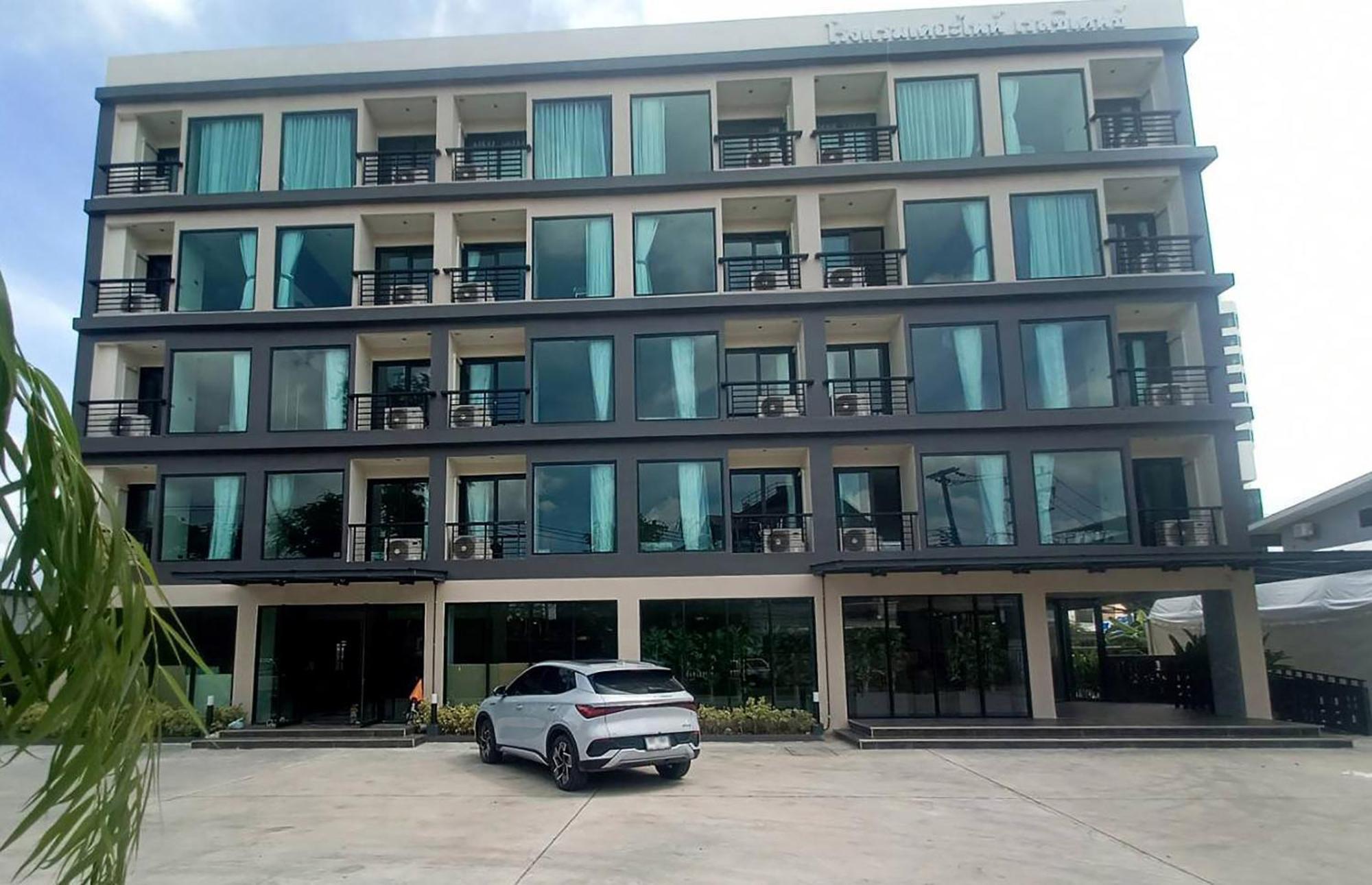 The 9 Residence Hotel Bangkok Exterior photo